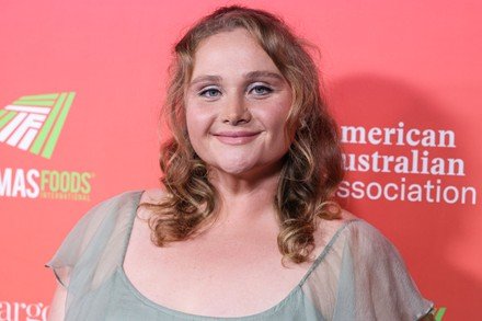 danielle macdonald weight loss